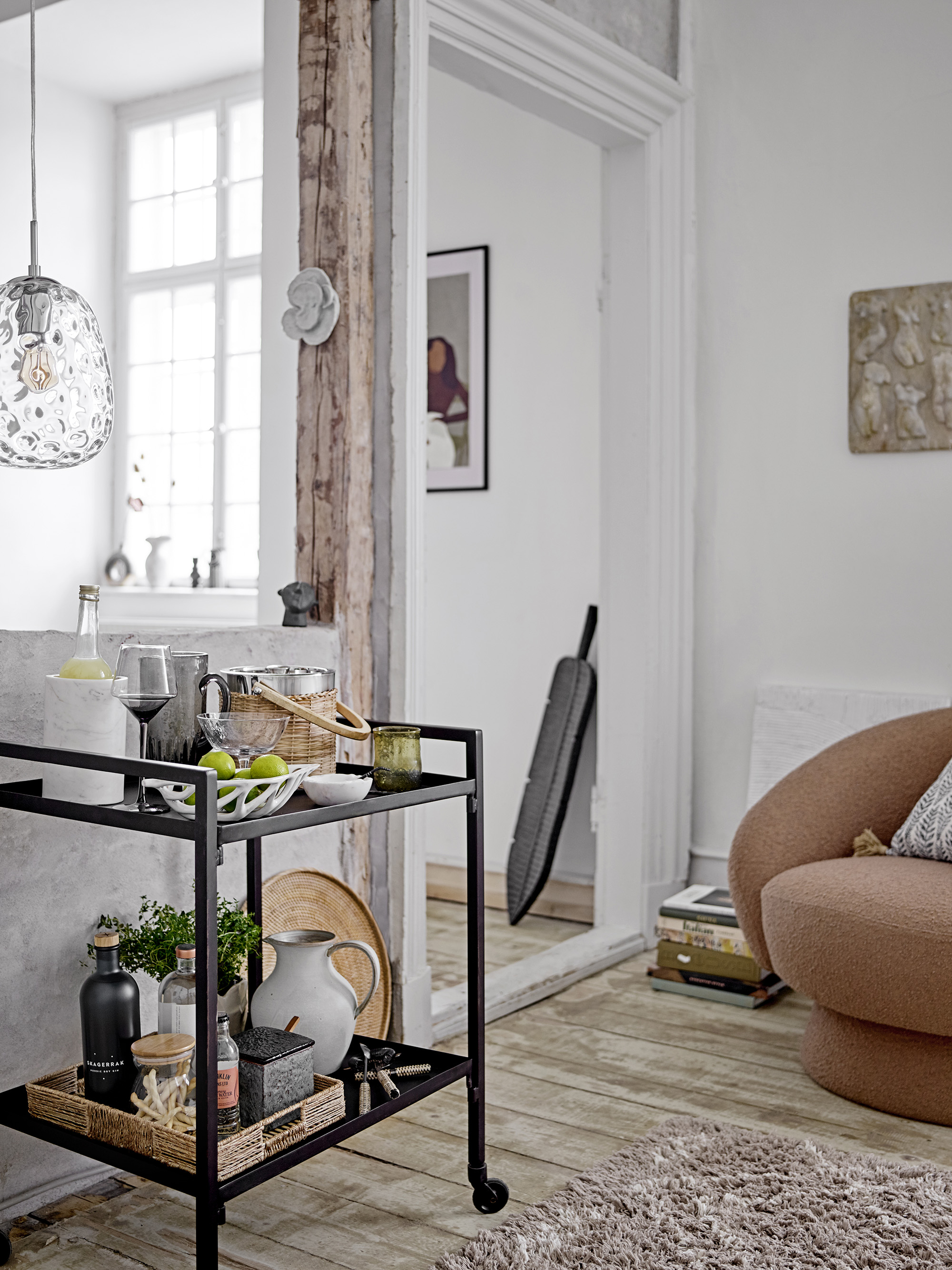 Suspension de forme organique en verre