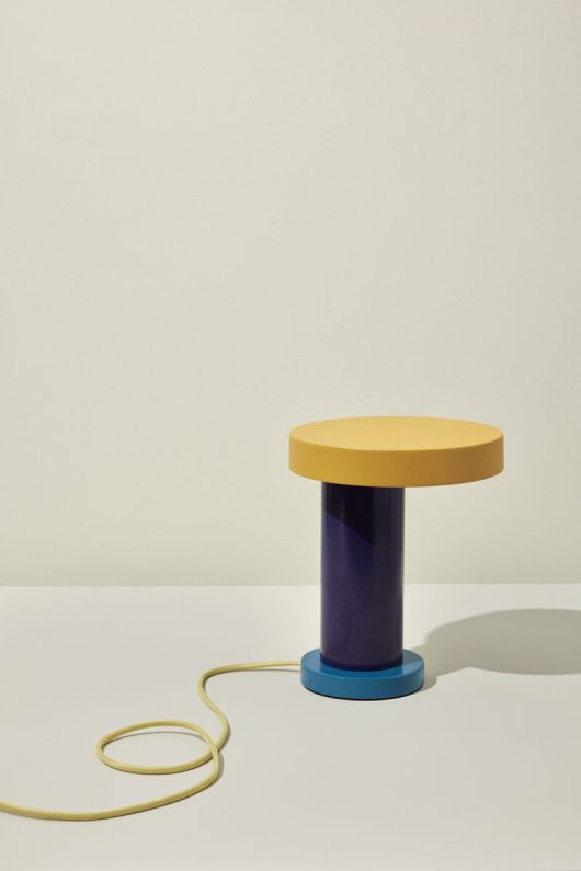 Lampe à poser jaune violet — détail 3