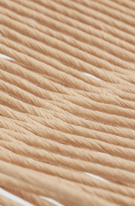 Banc au design scandinave naturel — détail 6
