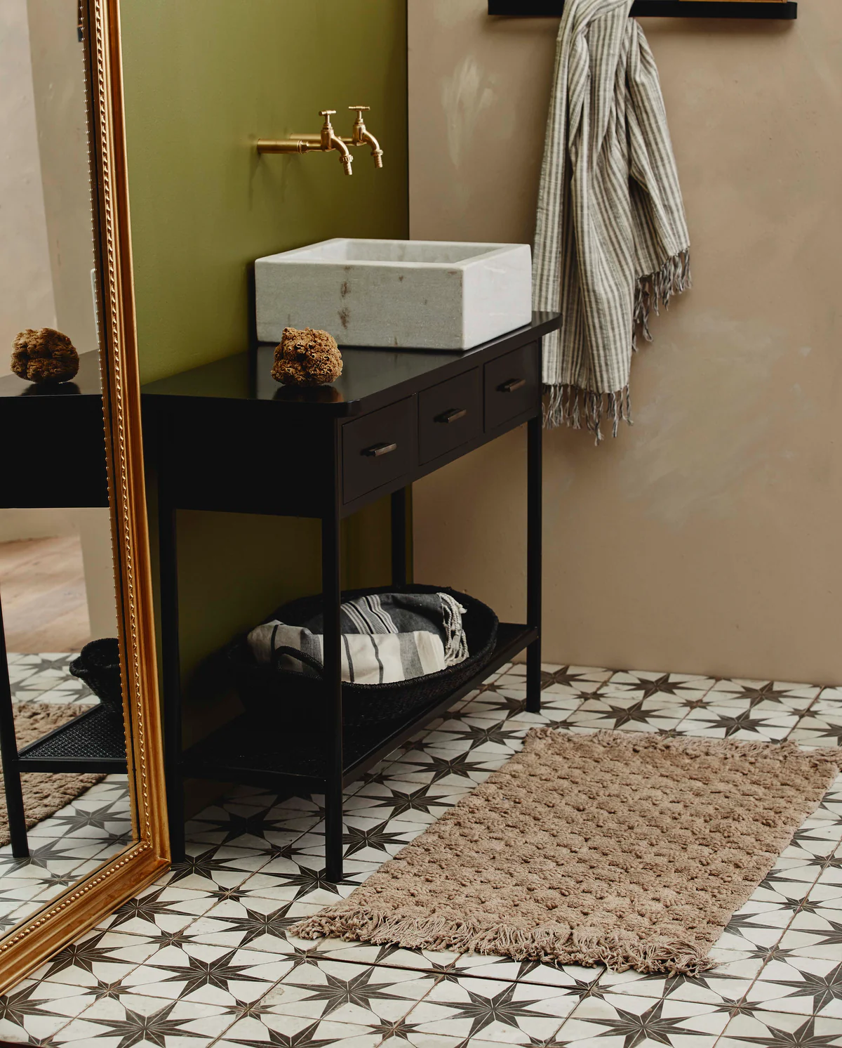 Tapis de bain tufté 100% coton marron