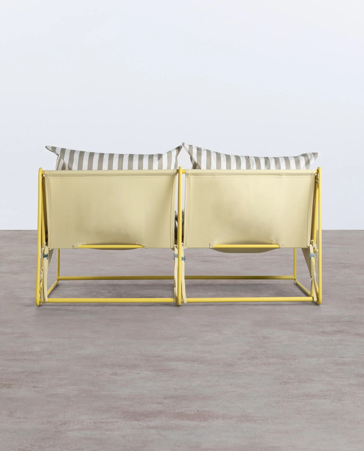 Canapé deux places en fer et assise en tissu — détail 5