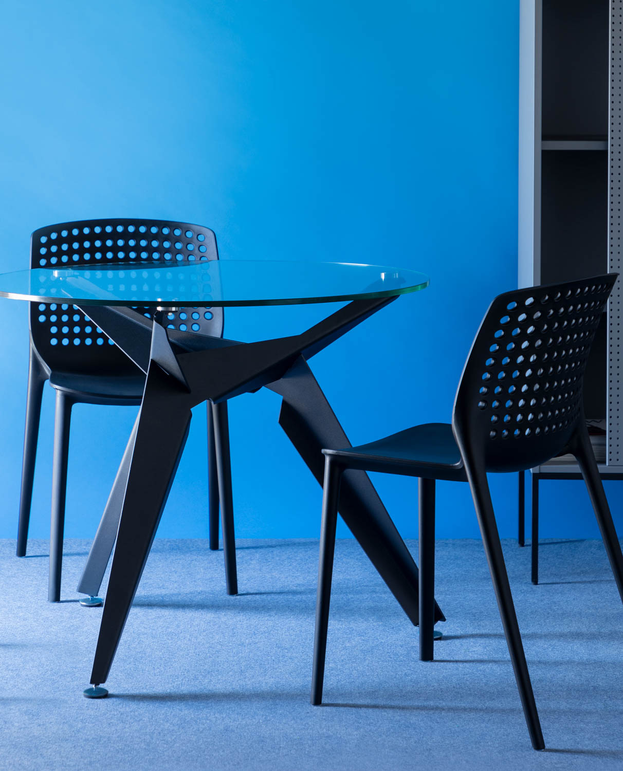 Table ronde en verre transparent et métal 2 coloris