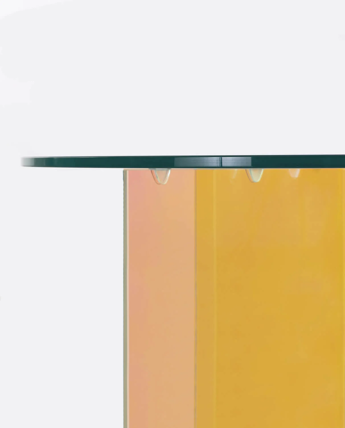 Table de salle à manger ovale irisé en verre trempé — détail 4