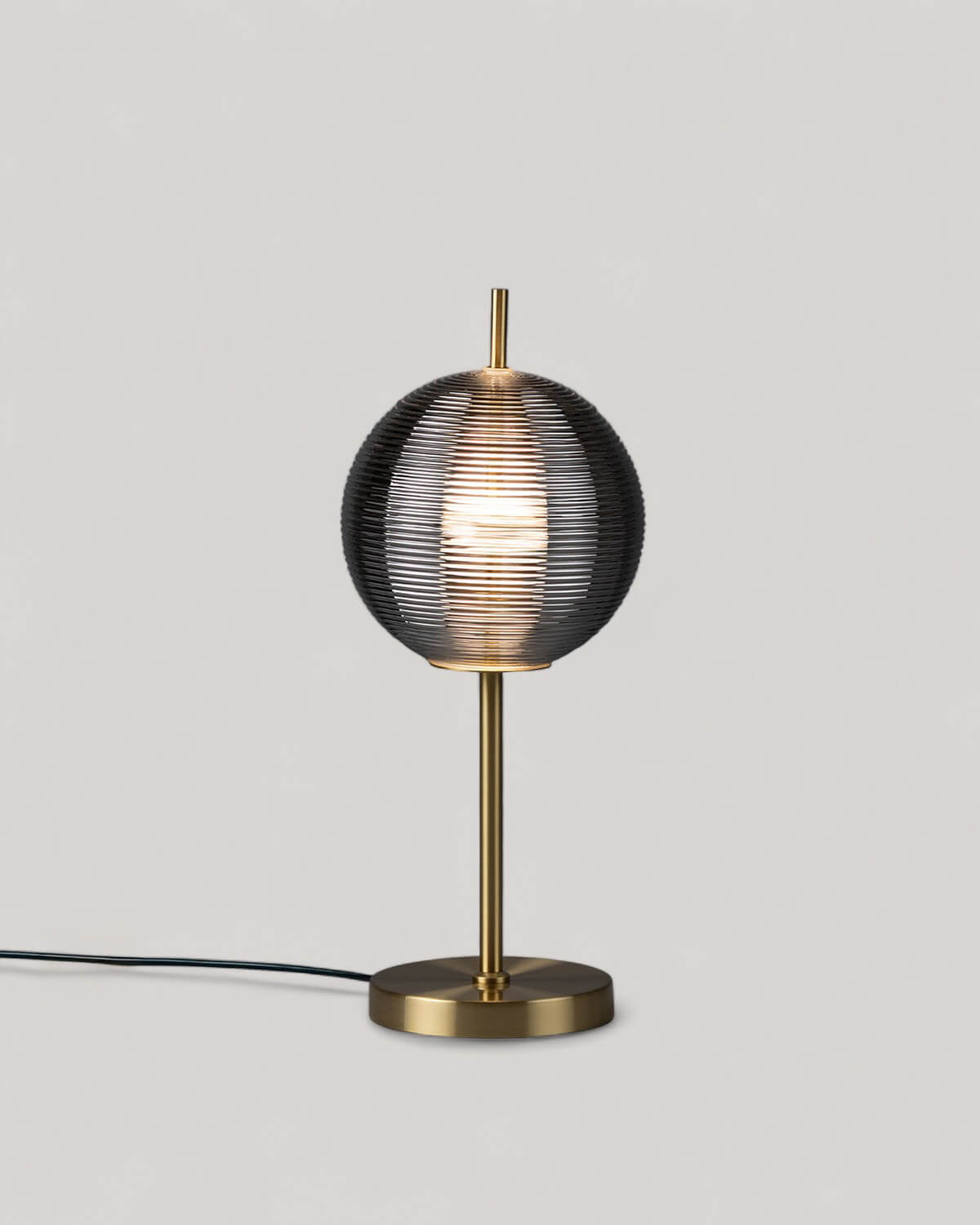 Lampe de table LED dimmable sphérique Ø20 cm en métal Samil — détail 4