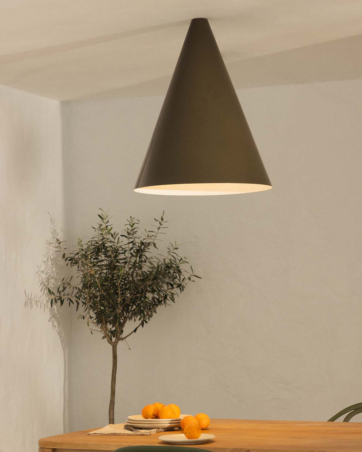 Plafonnier Ø55 cm en métal Conil — Coloris au choix