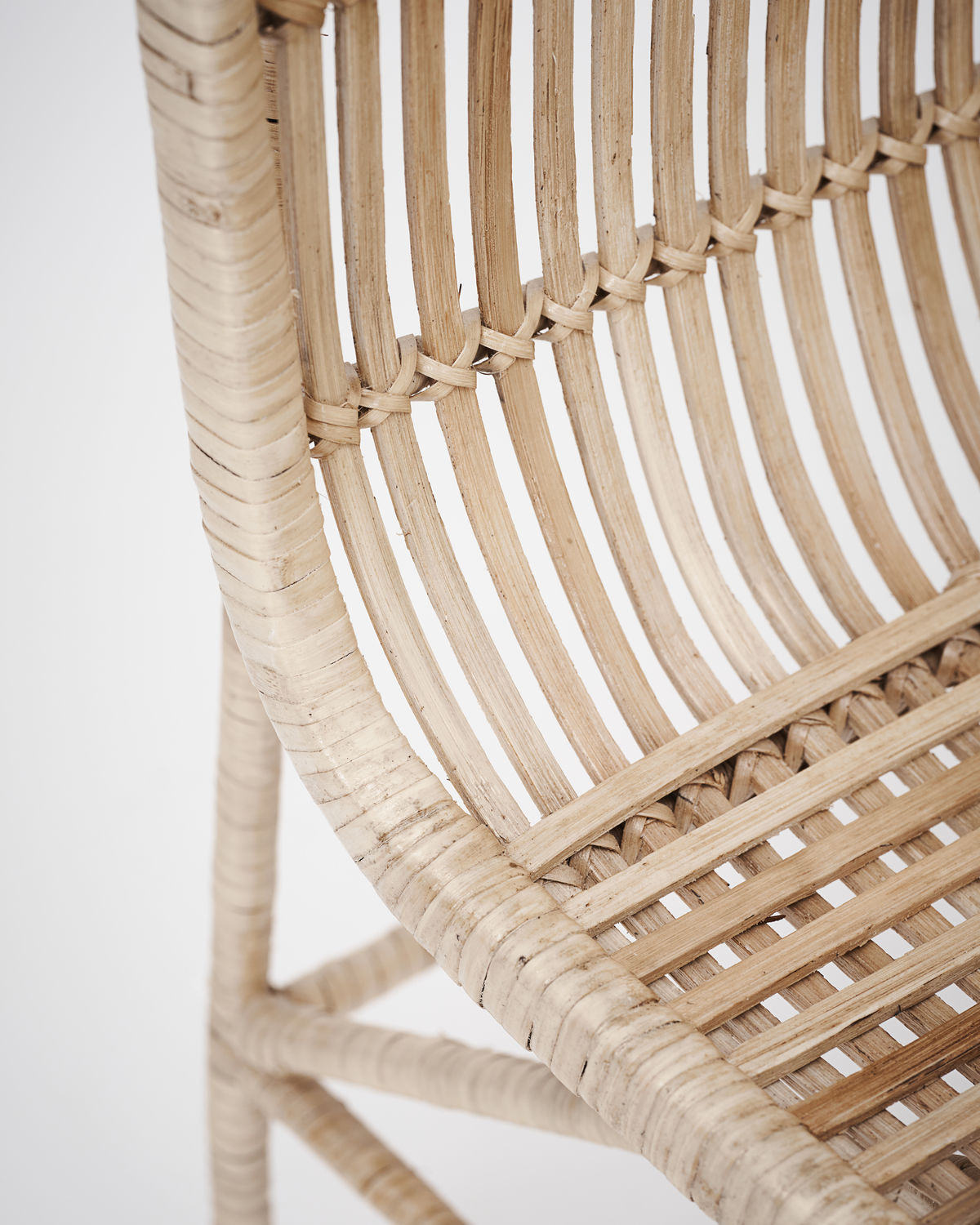 Fauteuil en eucalyptus et rotin — détail 3