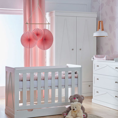 Lit bébé évolutif 120 x 60 avec détails