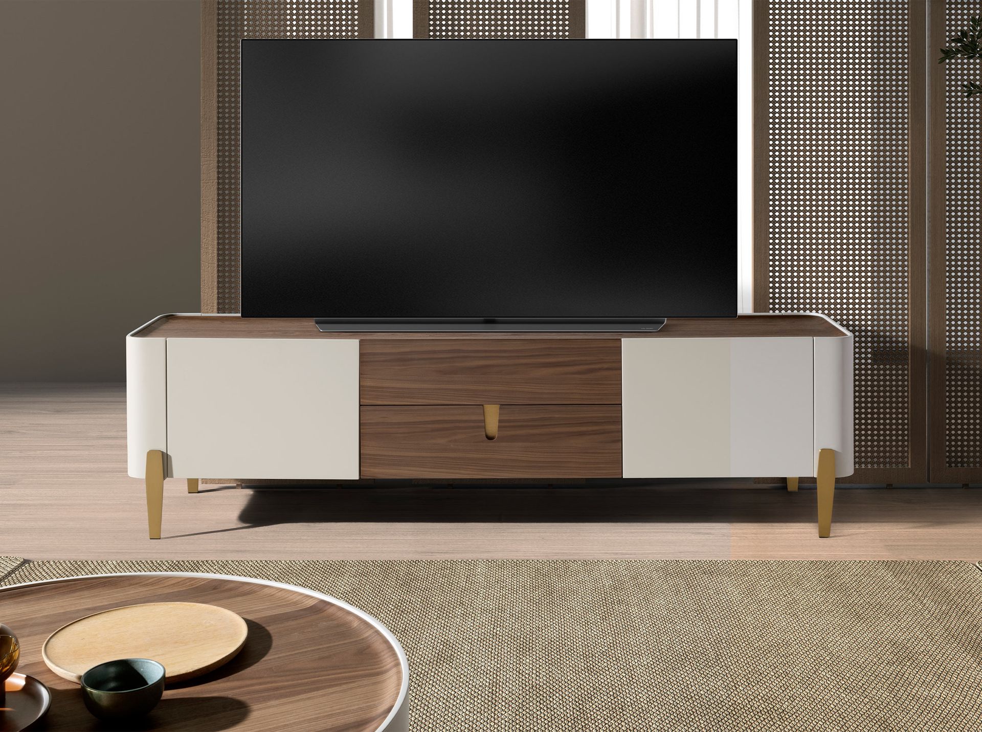 Meuble TV en bois beige, acier poli doré et plateau en noyer — détail 3
