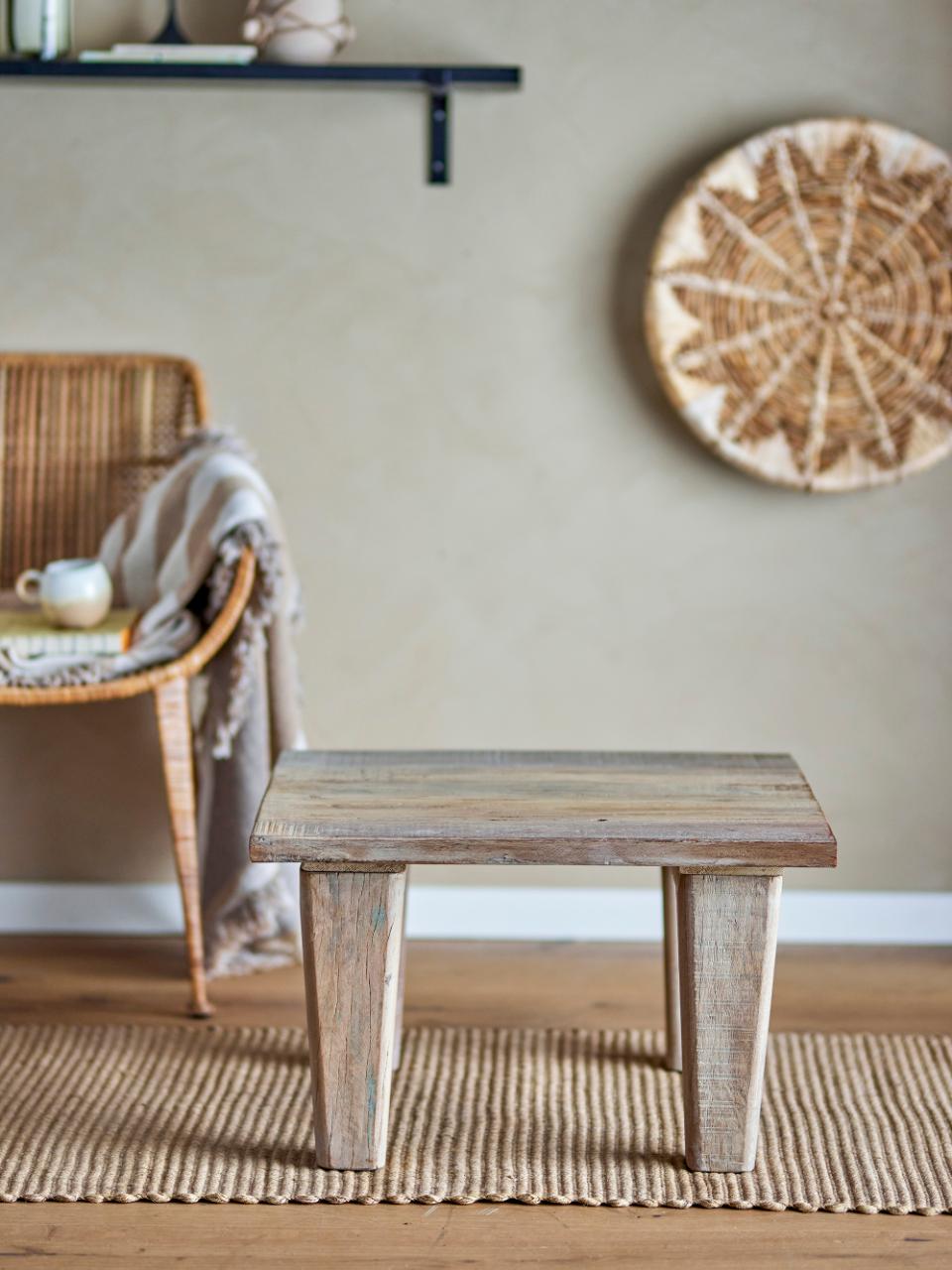 Table d'appoint en bois de récupération