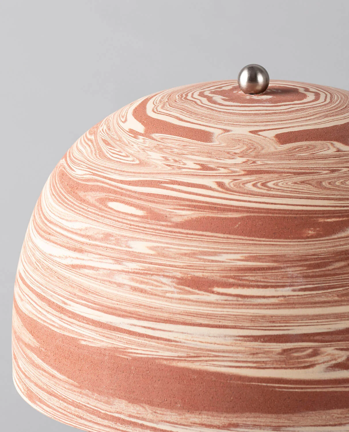 Lampe de table en terre cuite rose — détail 4