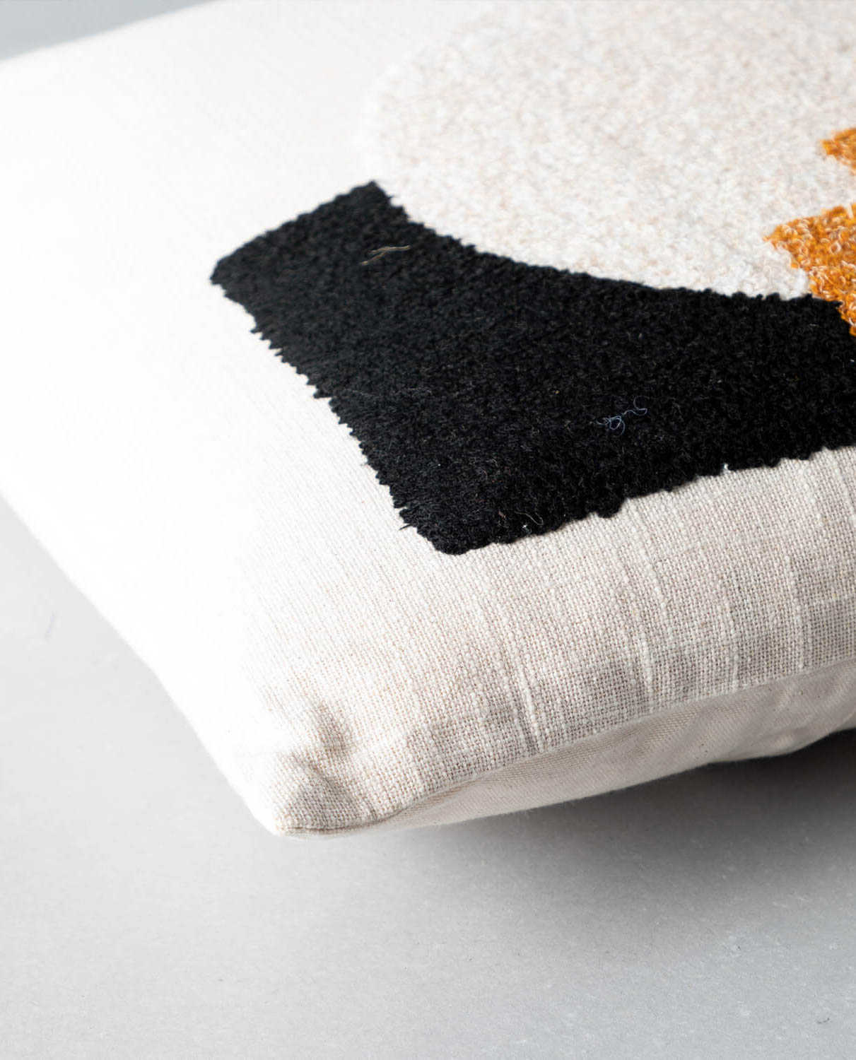 Coussin carré en coton et polyester — détail 3