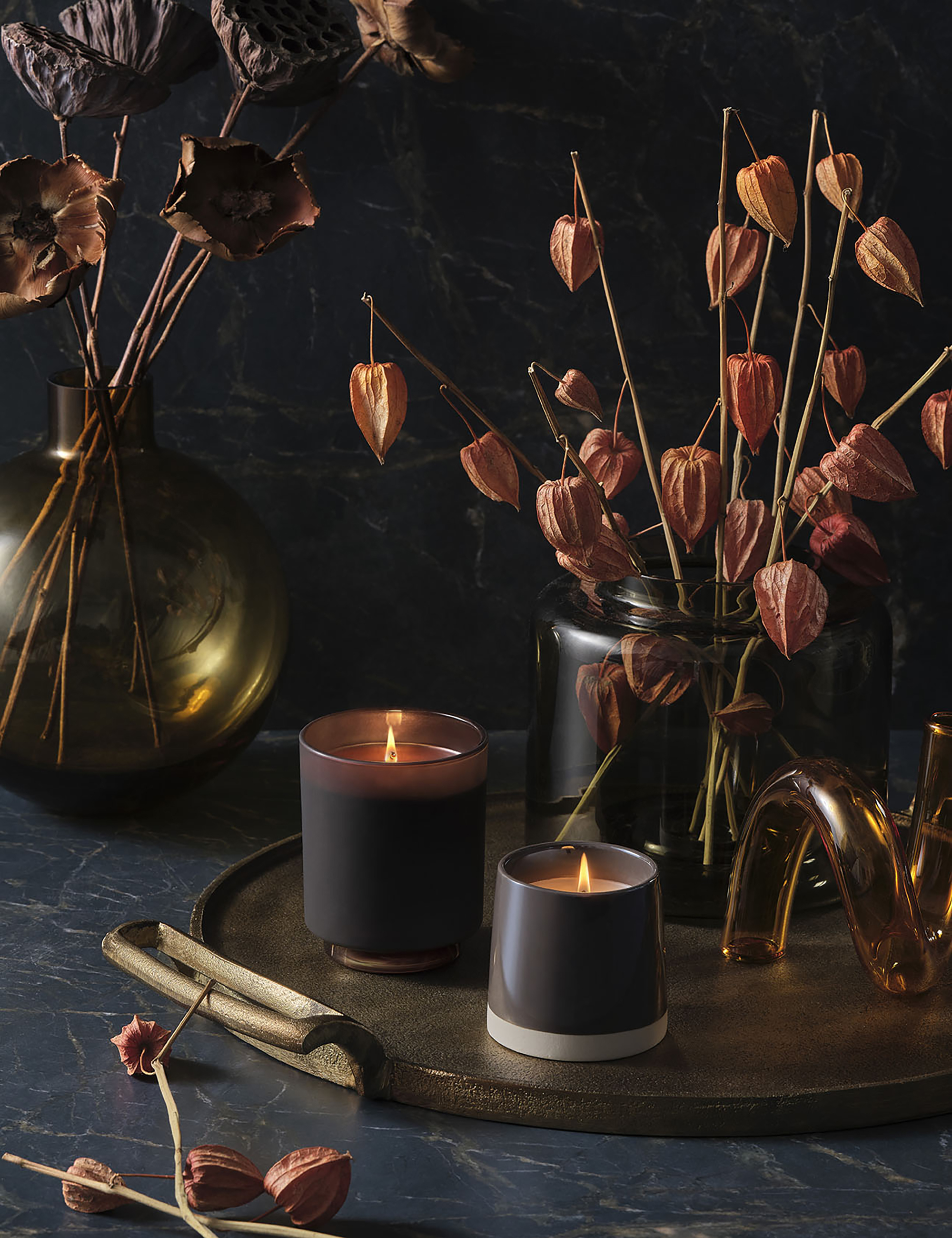 Bougie parfumée en verre Woodfire — Coloris marron