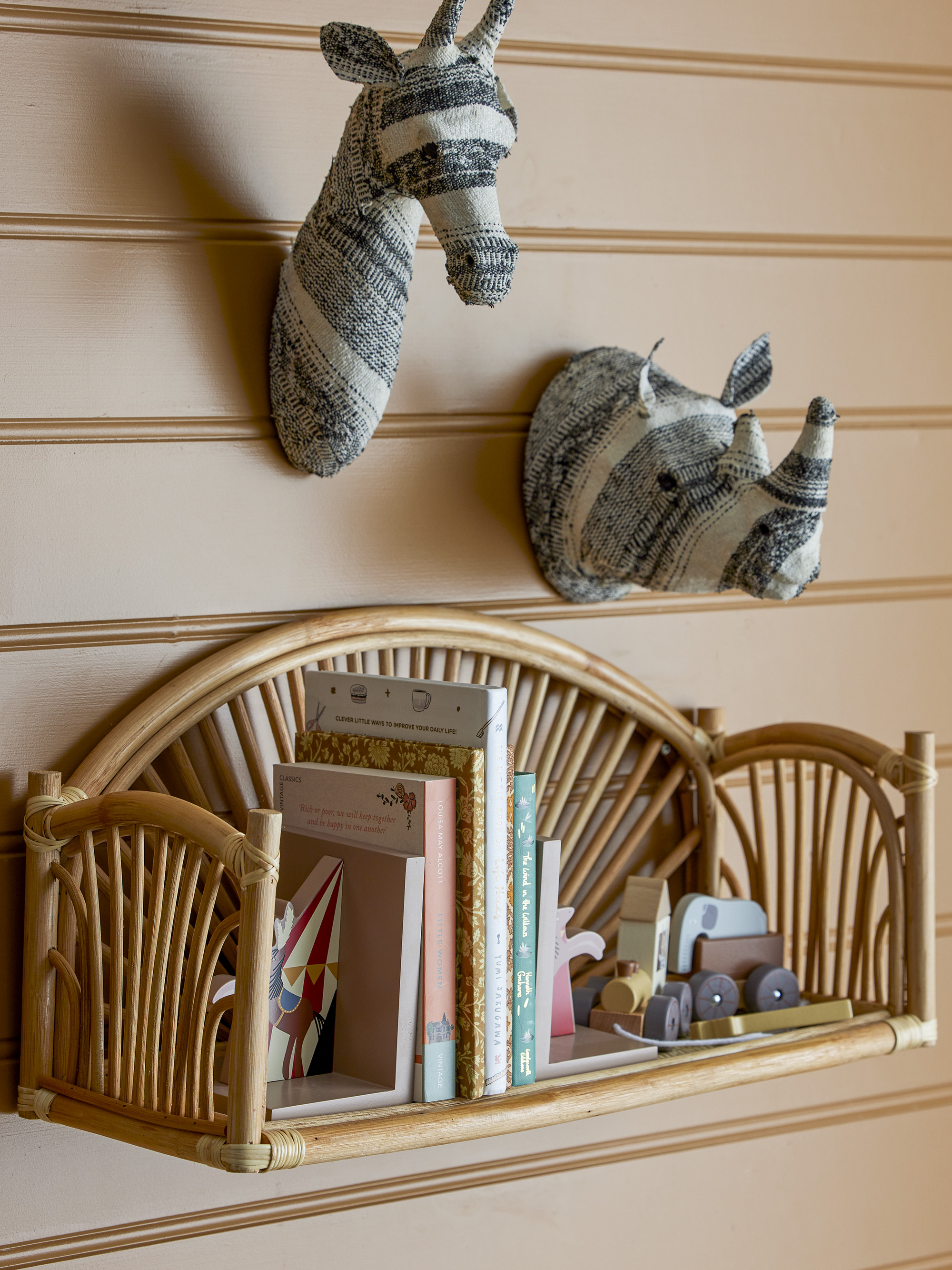 Décoration murale tête de rhinocéros en papier maché