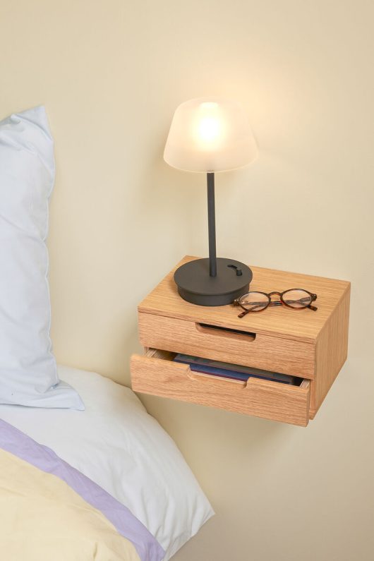 Lampe de table ajustable sur batterie — détail 3