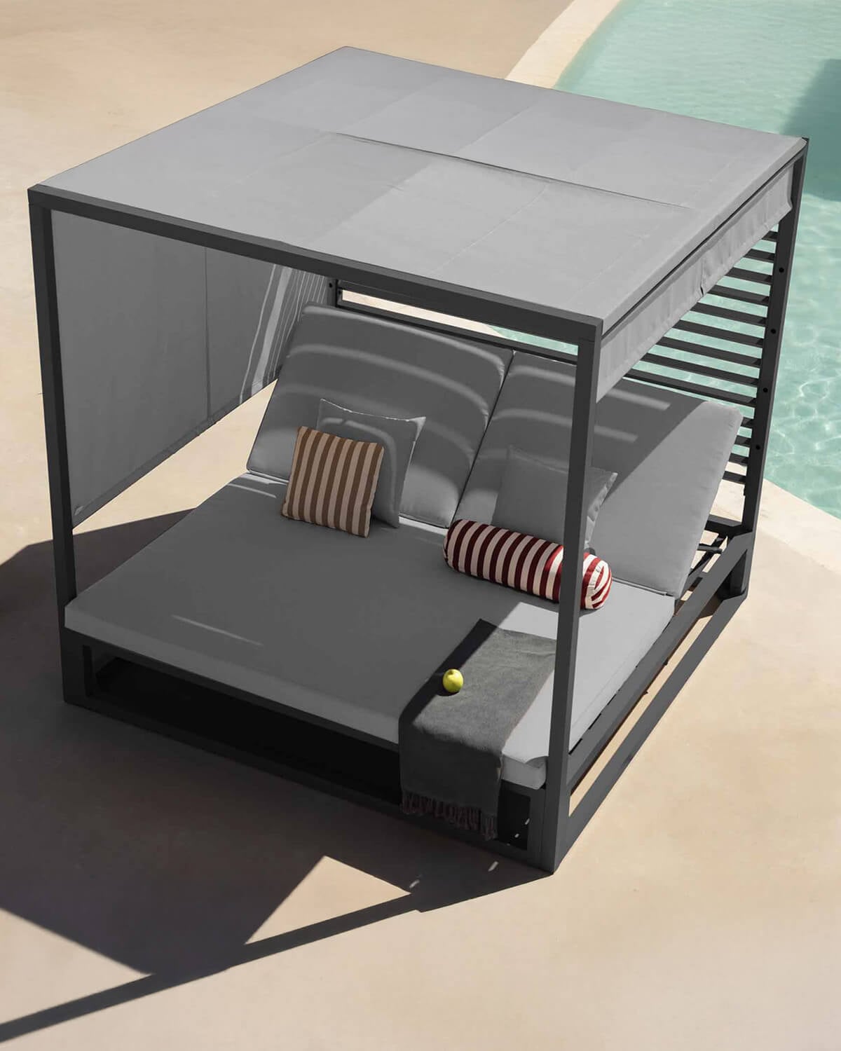 Lit balinais inclinable en aluminium Mersia — Gris Graphite