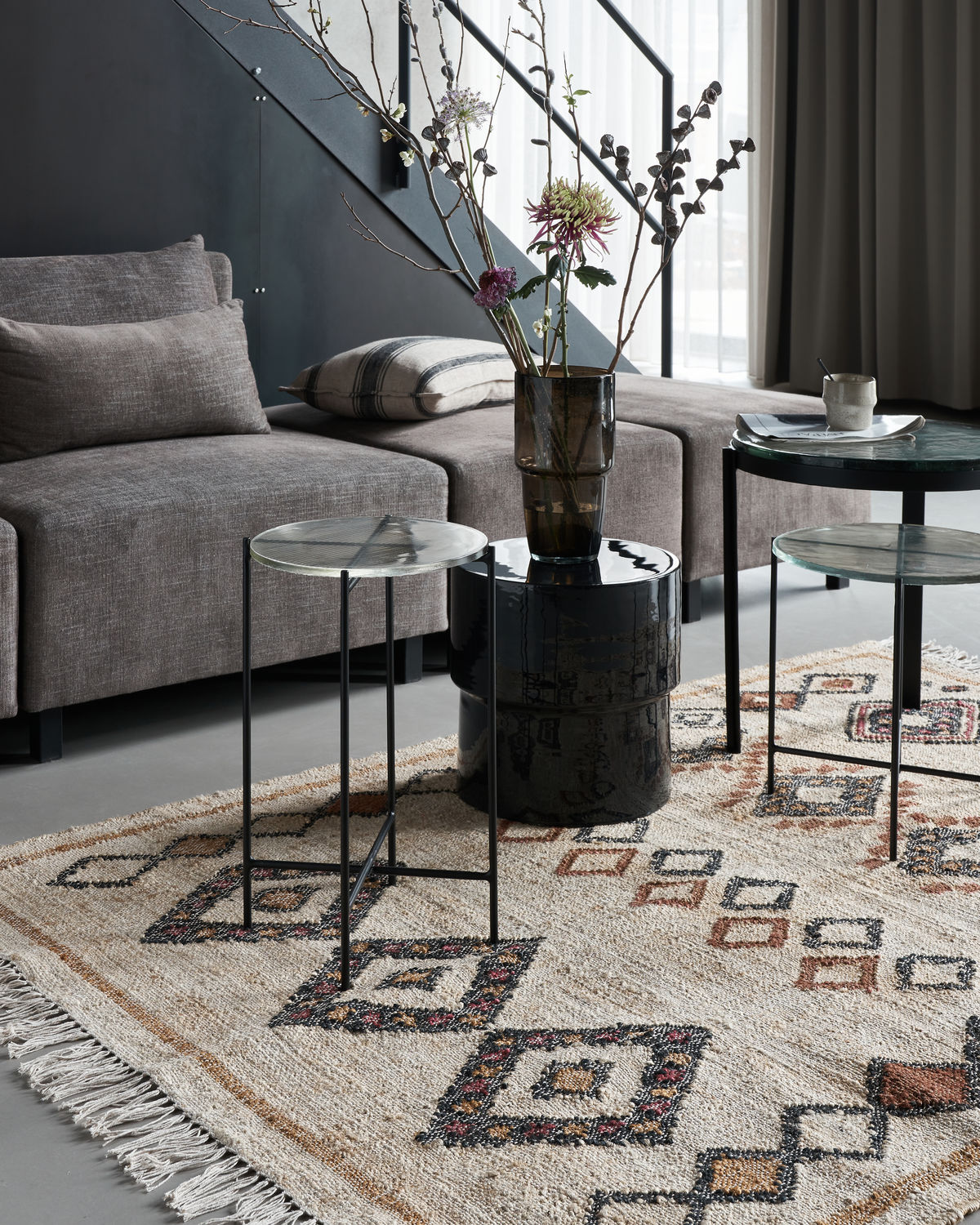 Table basse avec plateau en verre strié