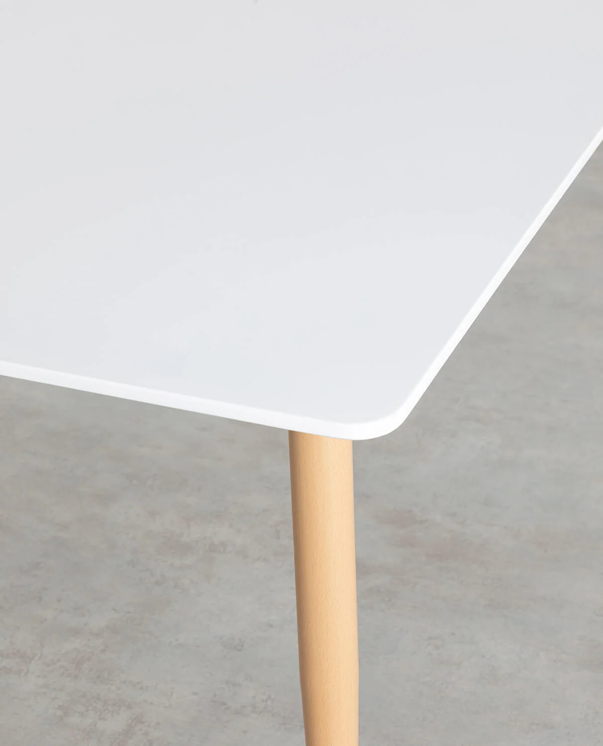 Table de salle à manger rectangulaire en métal et bois — détail 6