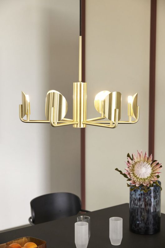 Lustre en laiton doré