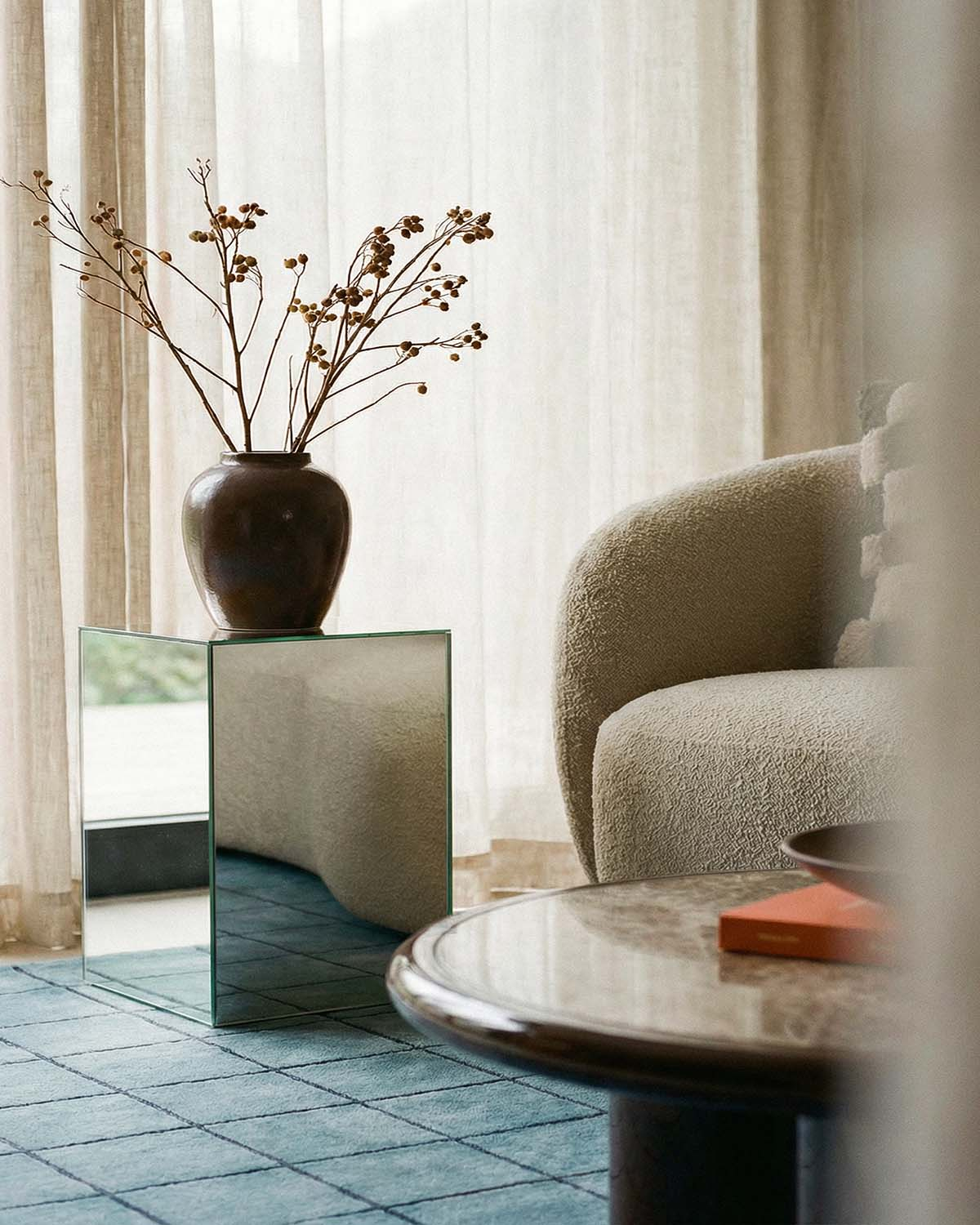 Chambre — Table d'appoint carrée 40x40 cm en verre Ninel