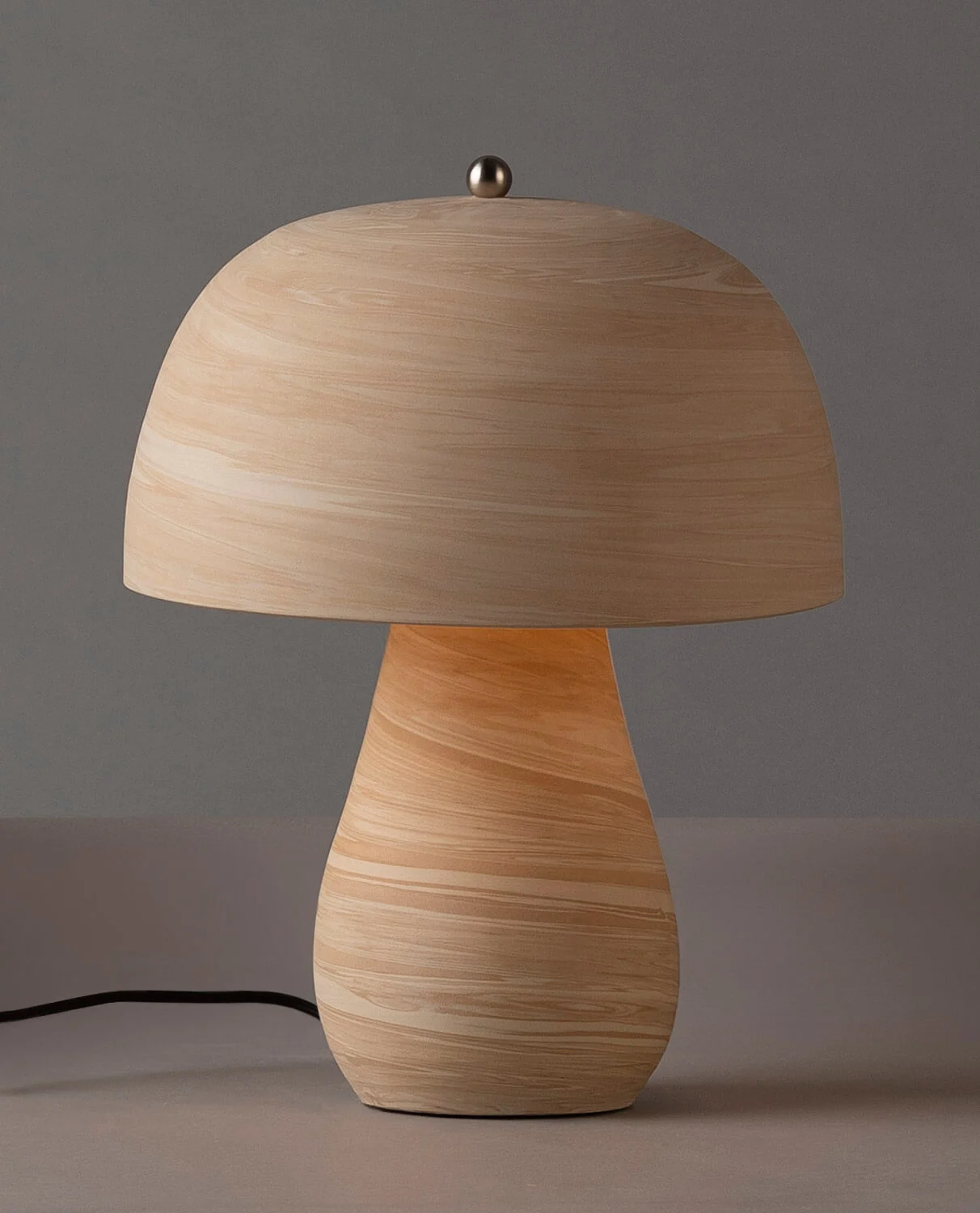 Lampe de table en terre cuite beige