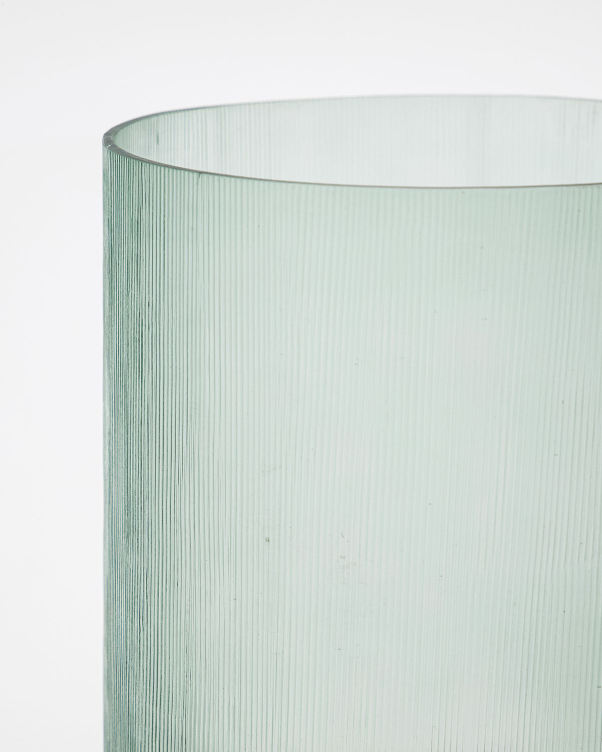 Vase en verre côtelé vert bleuté — détail 5