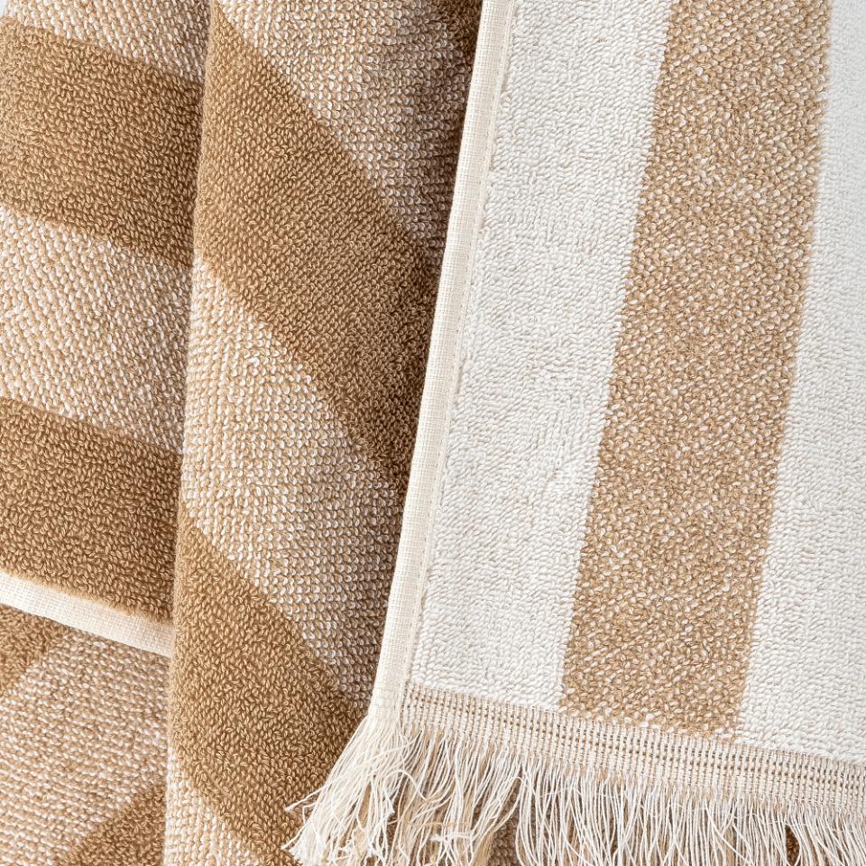 Serviette de bain en coton à rayures — détail 3