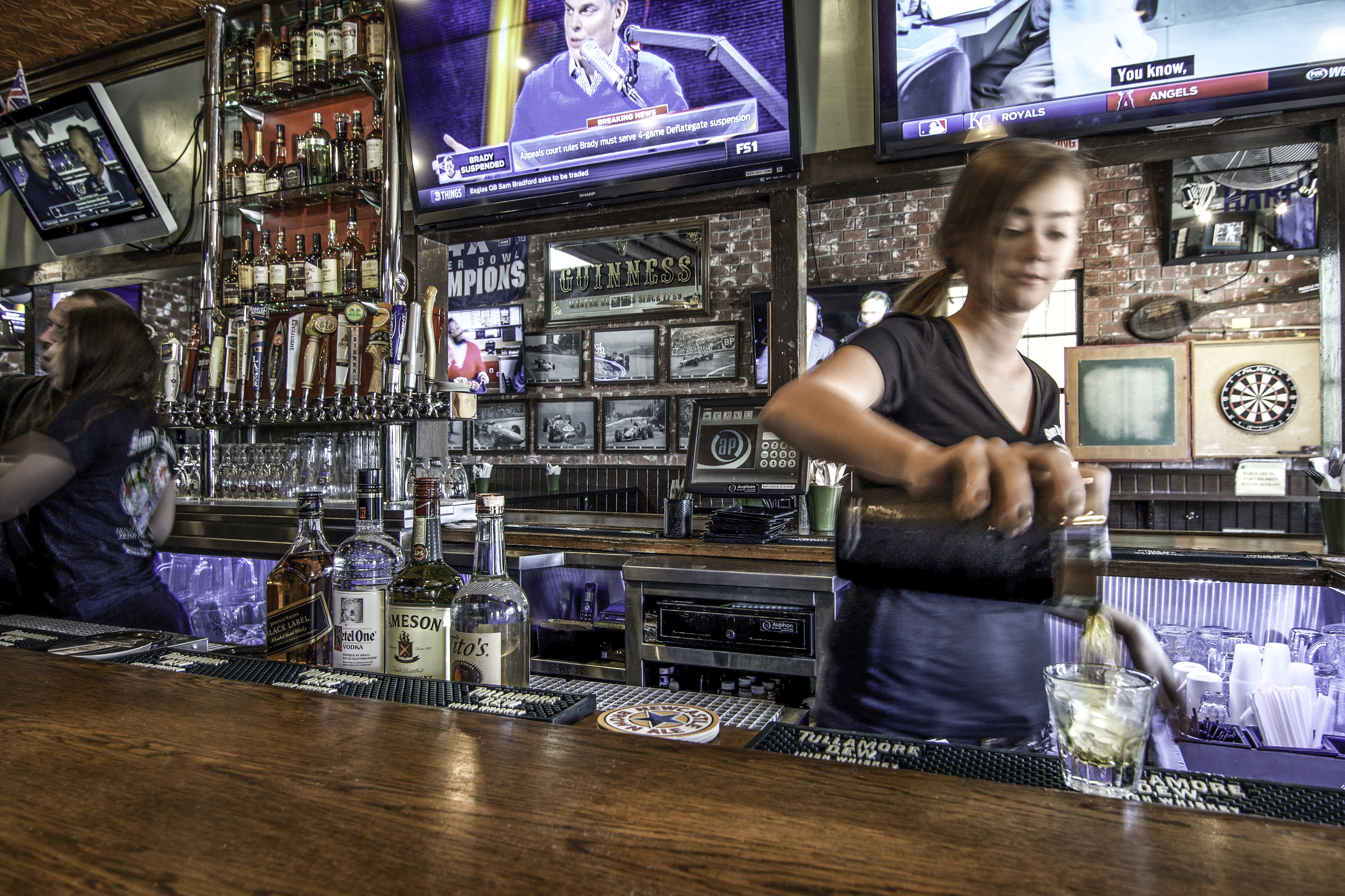 Happy Hour In Santa Monica Sonny Mclean S Irish Pub United States