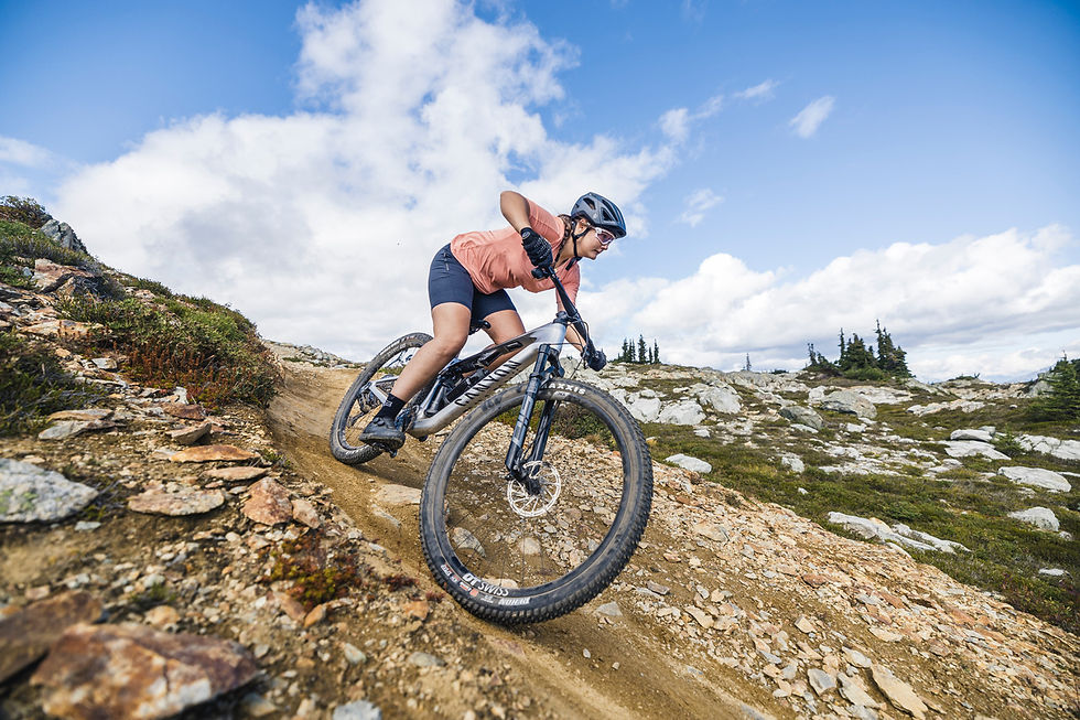 Lux Trail CF 6