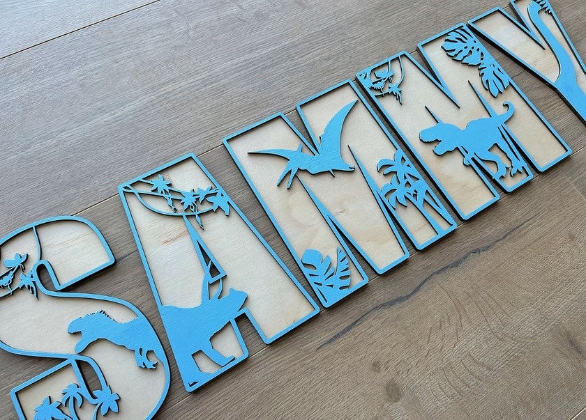 Thumbnail: Double layer letters 