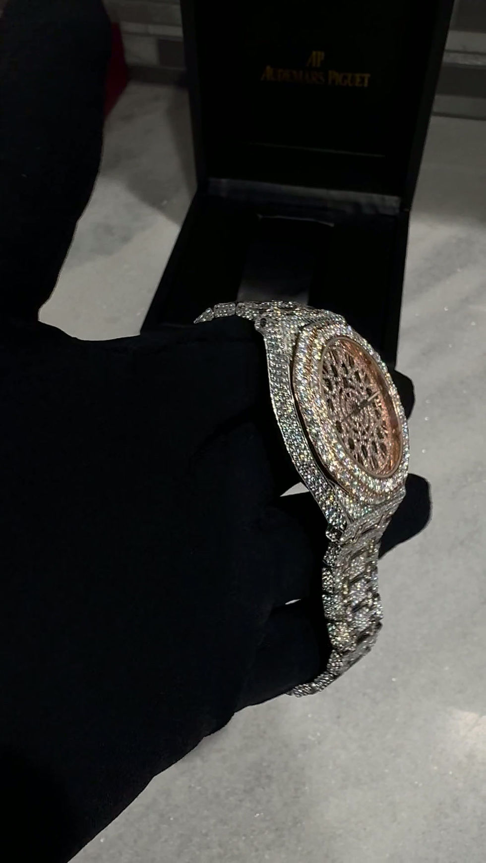 Thumbnail: AP Bust Down Rose VVS