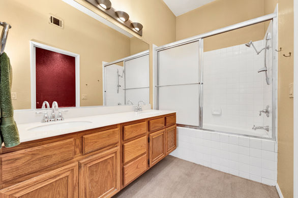 6056 Paseo Encantada - HsHProd - 22.jpg