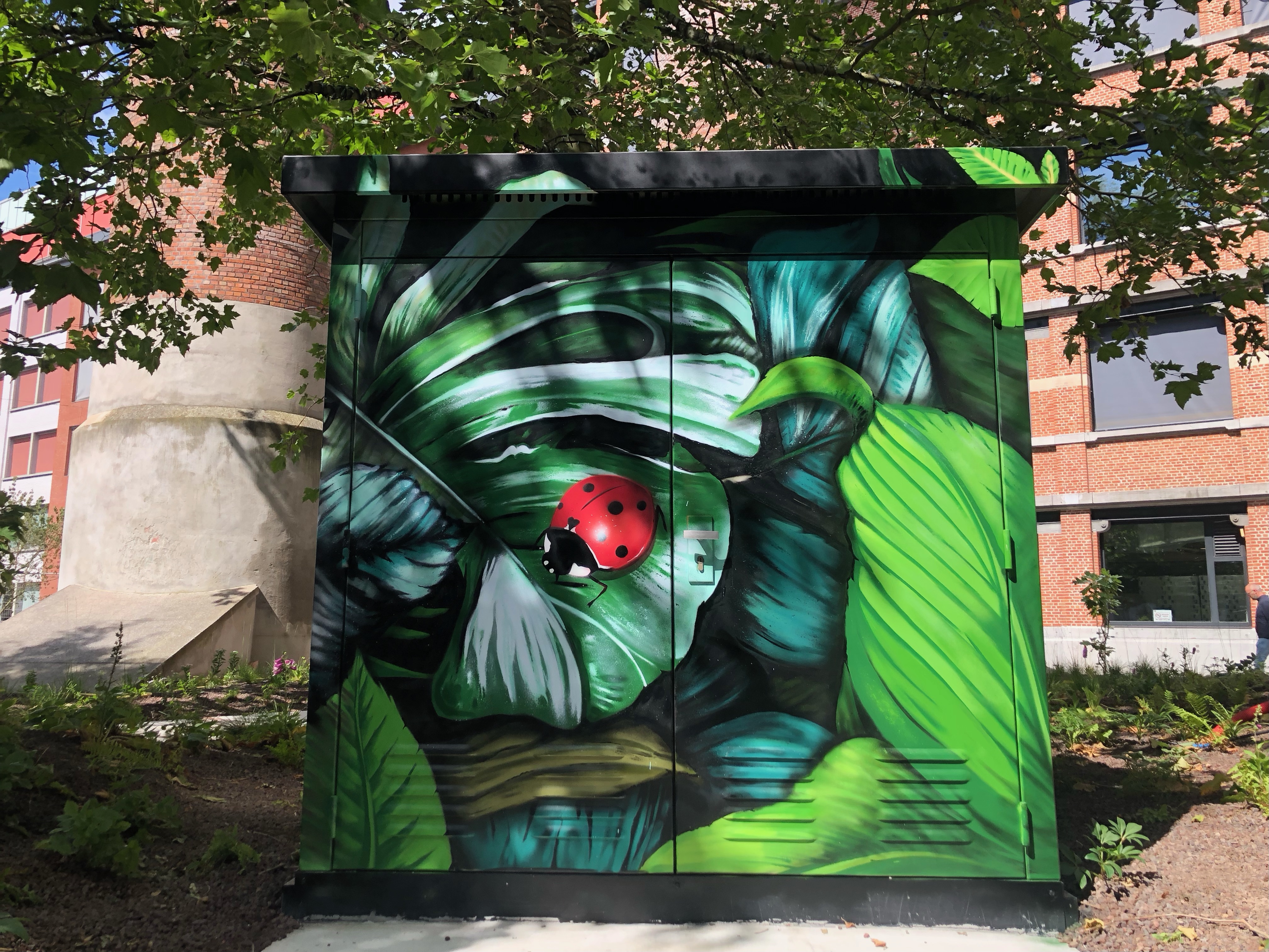 Den Bell Antwerpen Graffiti
