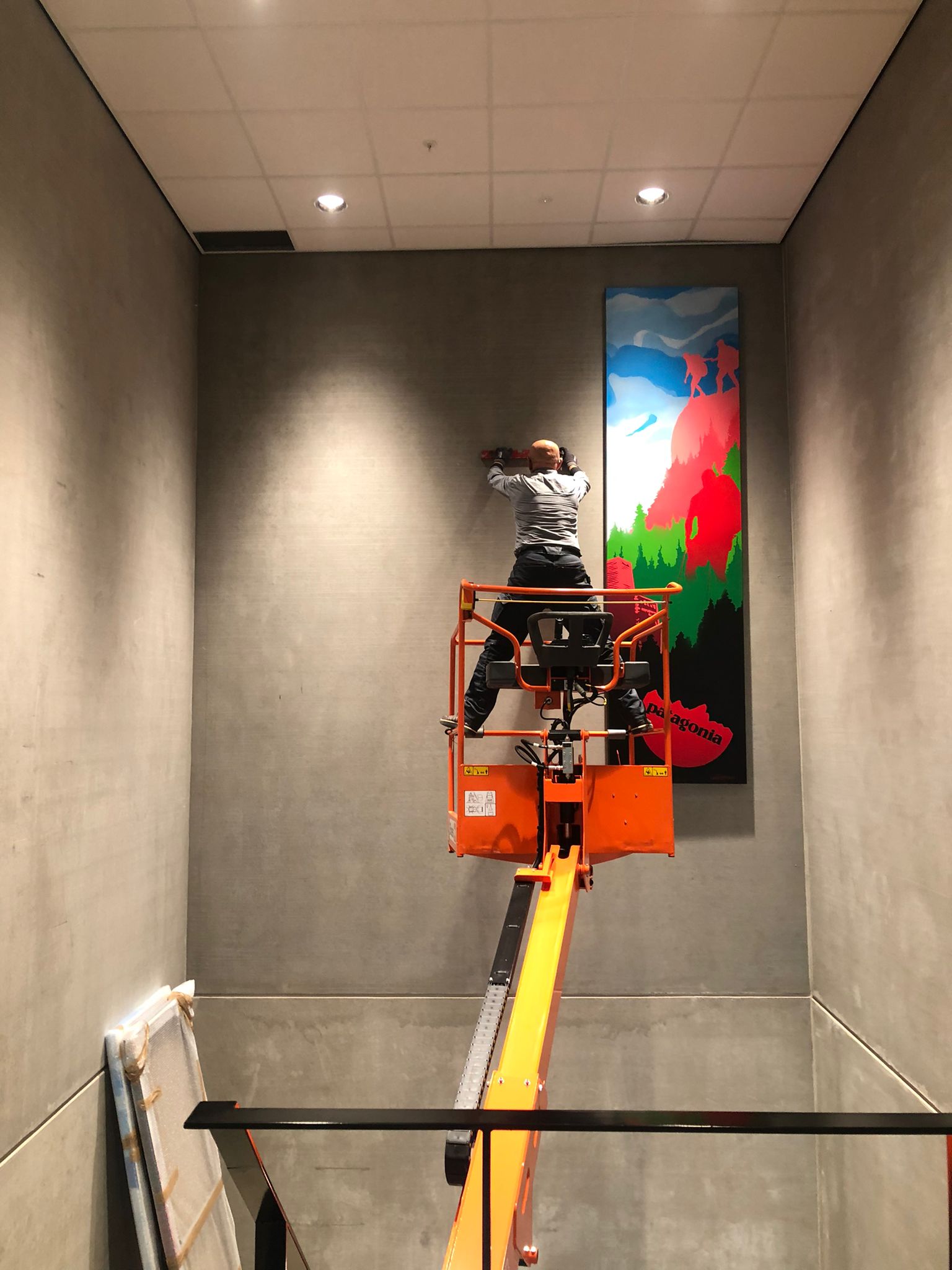 Bleckmann Graffiti Canvas mounting