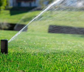 (c)Loxone_Irrigation-Sprinkler-Smart-Gardening_5_edited.jpg
