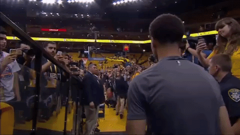 3_Steph Curry.gif