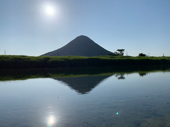 飯野山