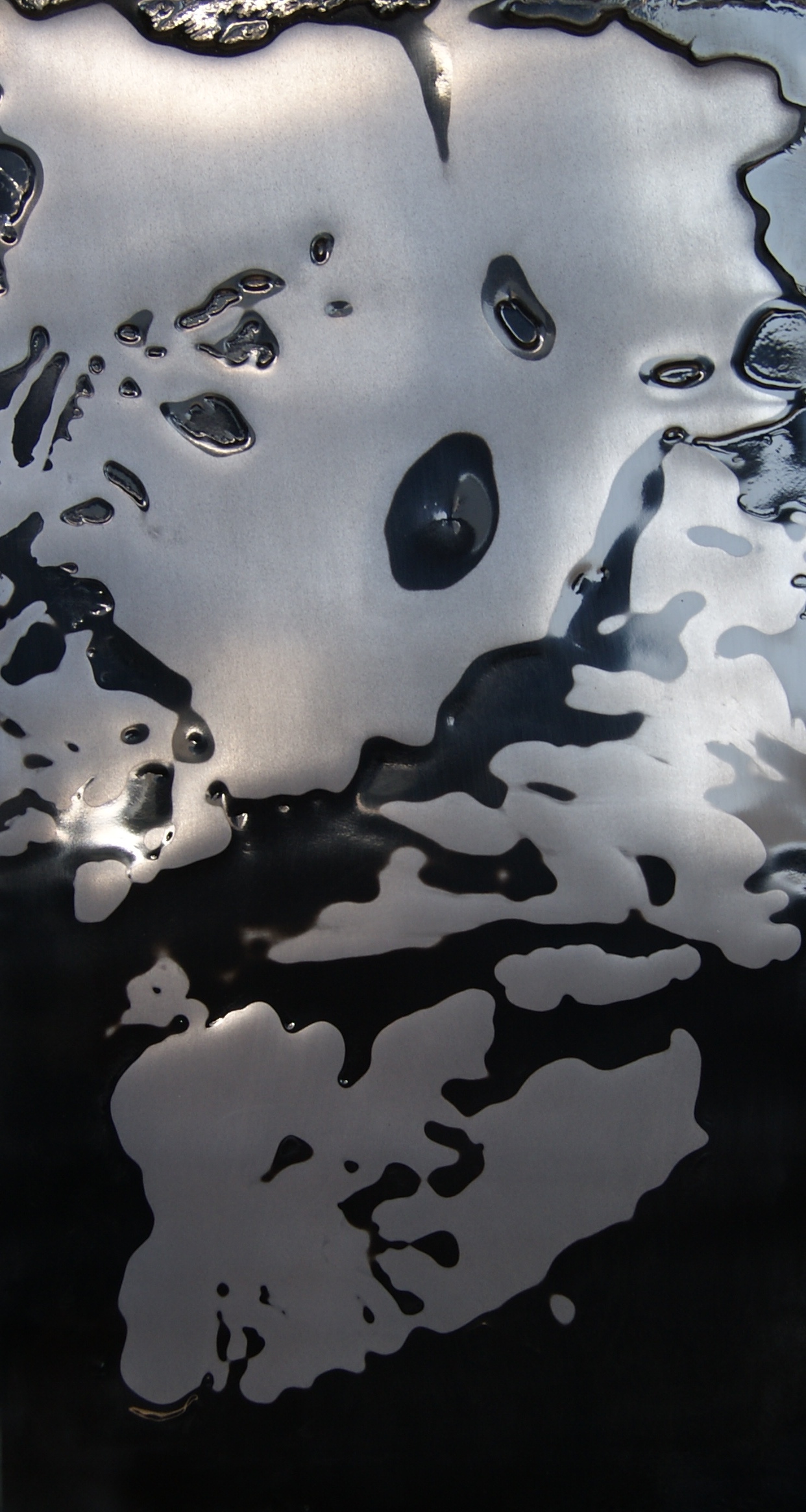 This Shocking Material Transforms Surfaces With a Simplicity That Defies Pain