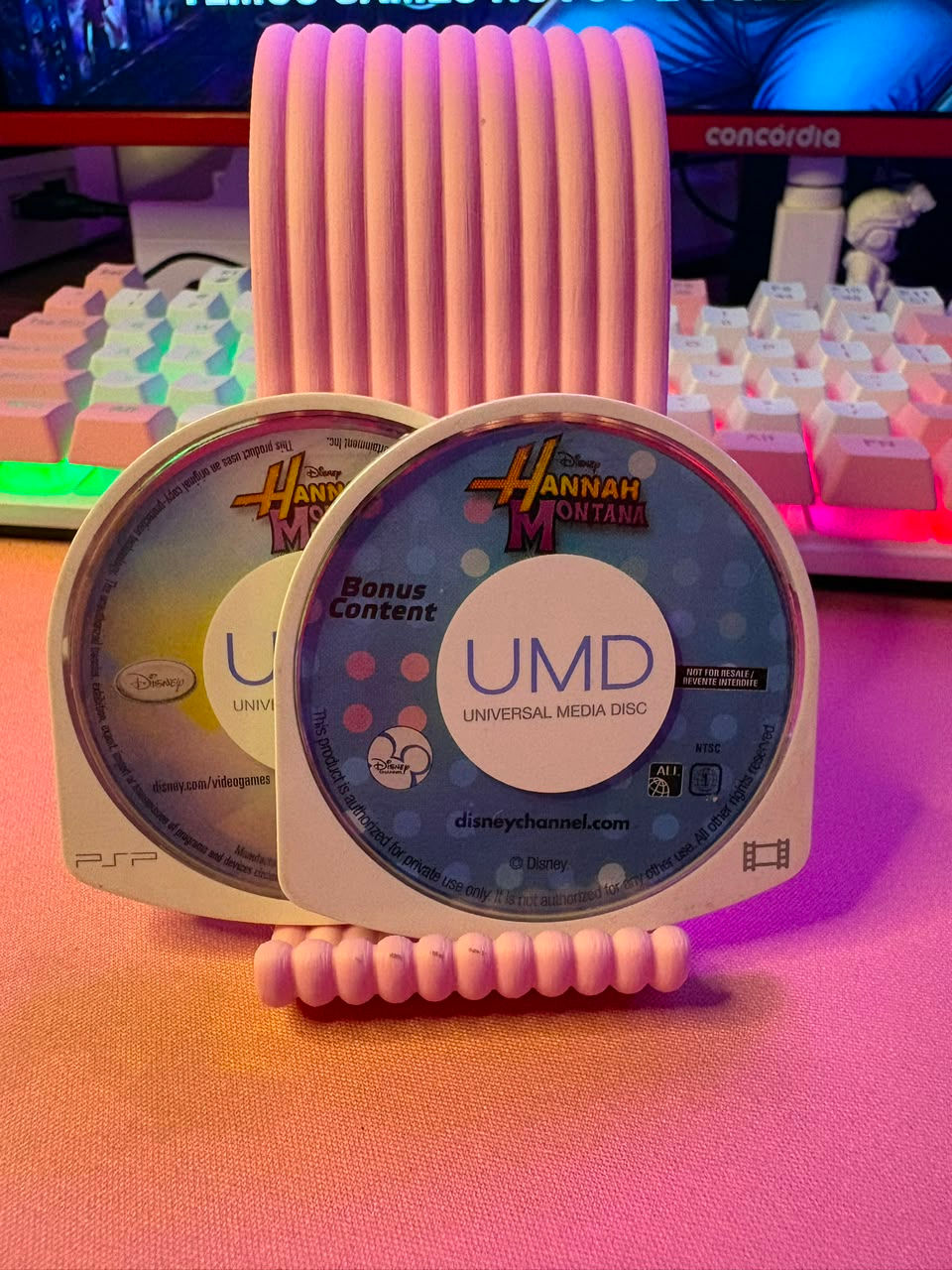 Jogo Hannah Montana + Bonus Content UMD Original PSP - LOOSE