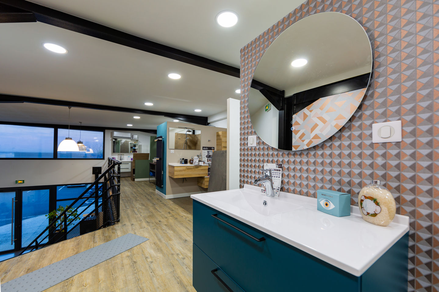 Showroom Instinct Cuisines 9