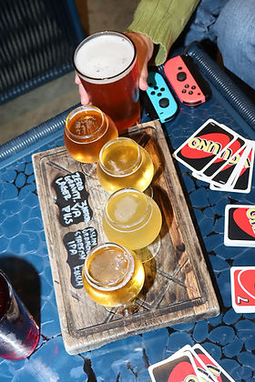 Friendly-pour-crads-glasses.jpg