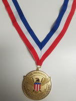 Presidents Volunteer Award with College Admissions Advisor, Financial Aid and Educational Consultant, Shelly Rufin. EDFIN College Prep | EDFIN College Planning Experts.