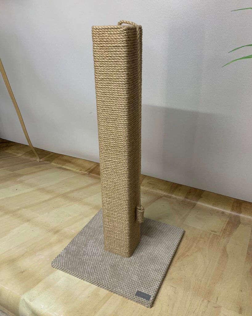 Прев'ю: COLUMN з джута