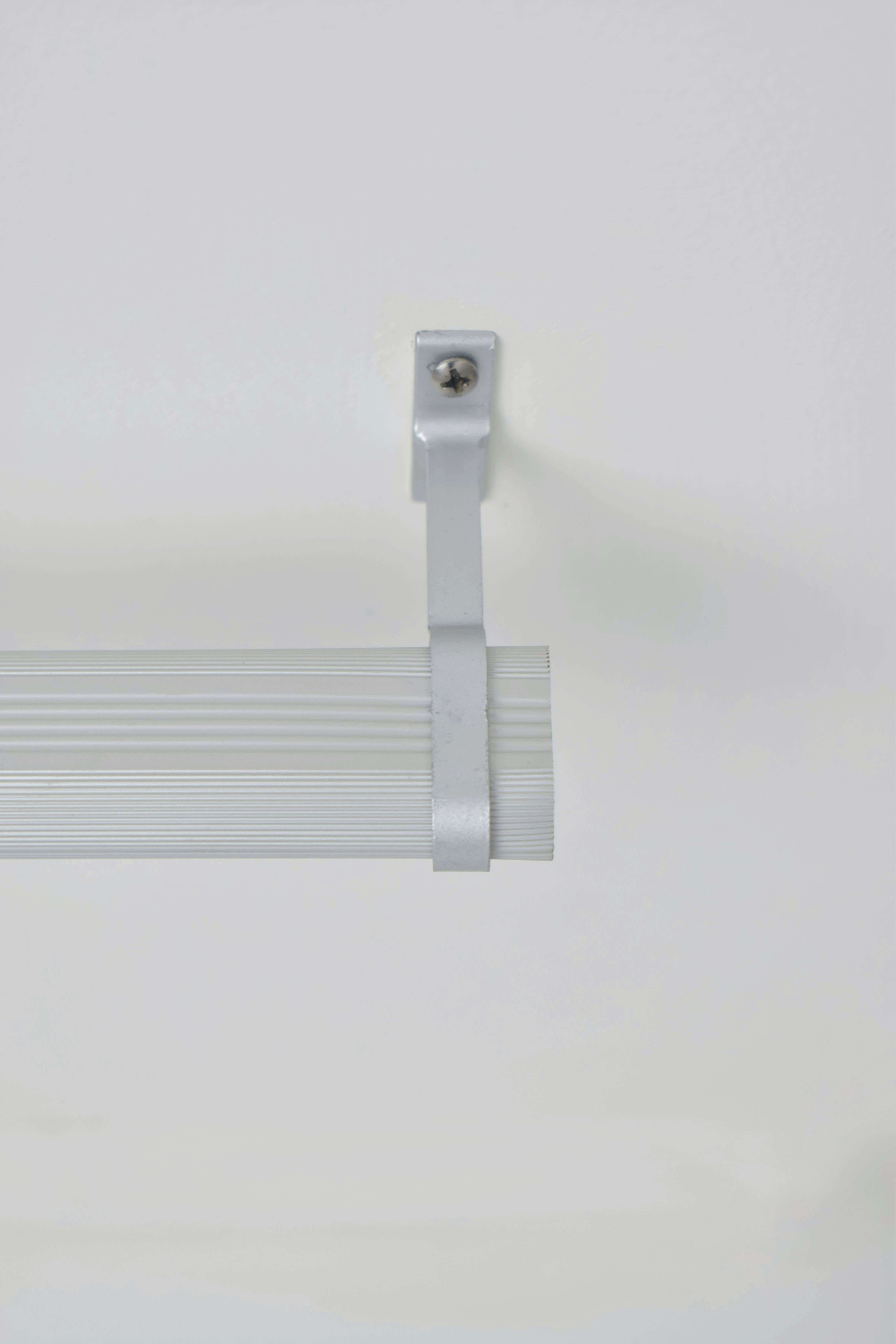 Barra para Armario Aluminio Estriada