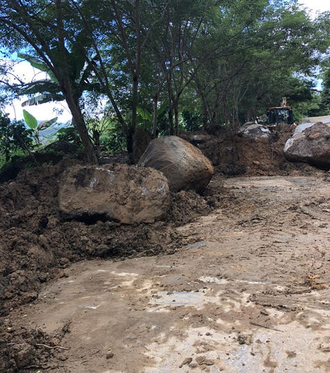 Demolicion piedra 19.jpeg