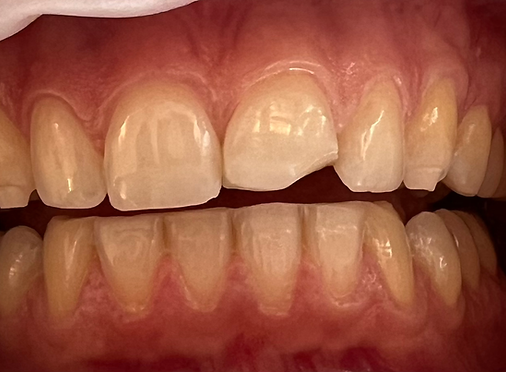 Cabinet dentaire Artemis
Marseille 1er
DR ARTEM ROSOVETSKYY, CHIRURGIEN-DENTISTE