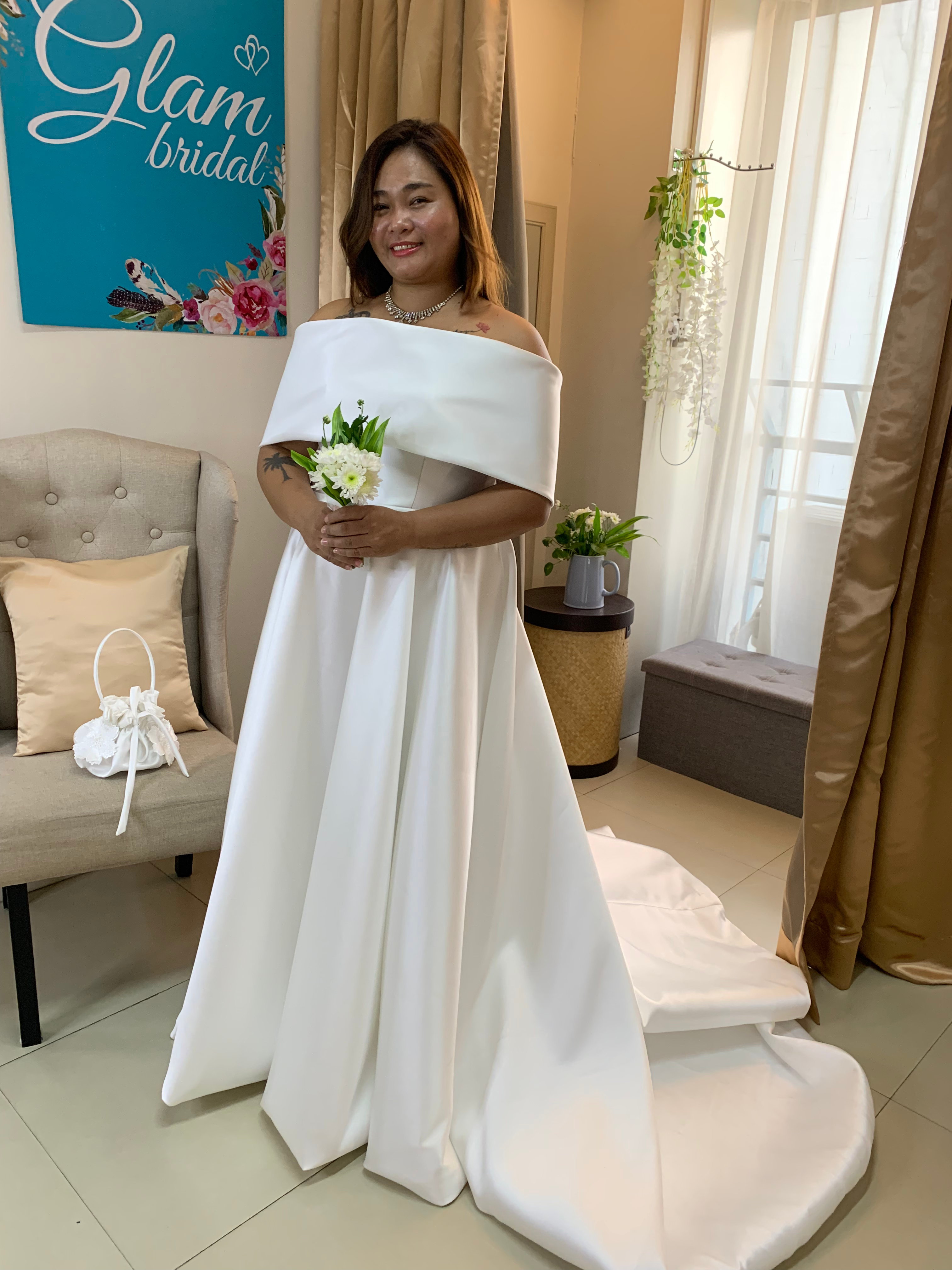 VERONIQUE minimalist Mikado silk wedding gown with detachable band sleeves