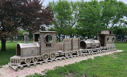 2020 Train in Elbert Park.jpg