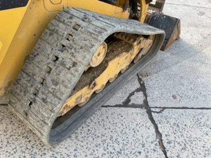 Thumbnail: Cat® 289D COMPACT TRACK LOADER   2019