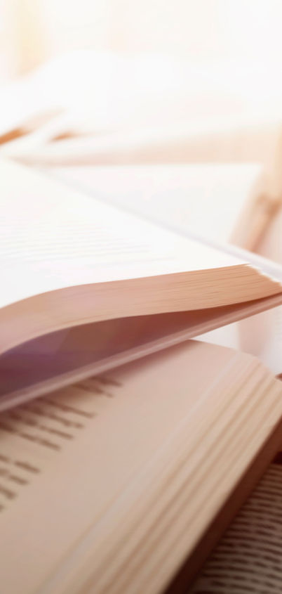 Plusieurs livres ouverts