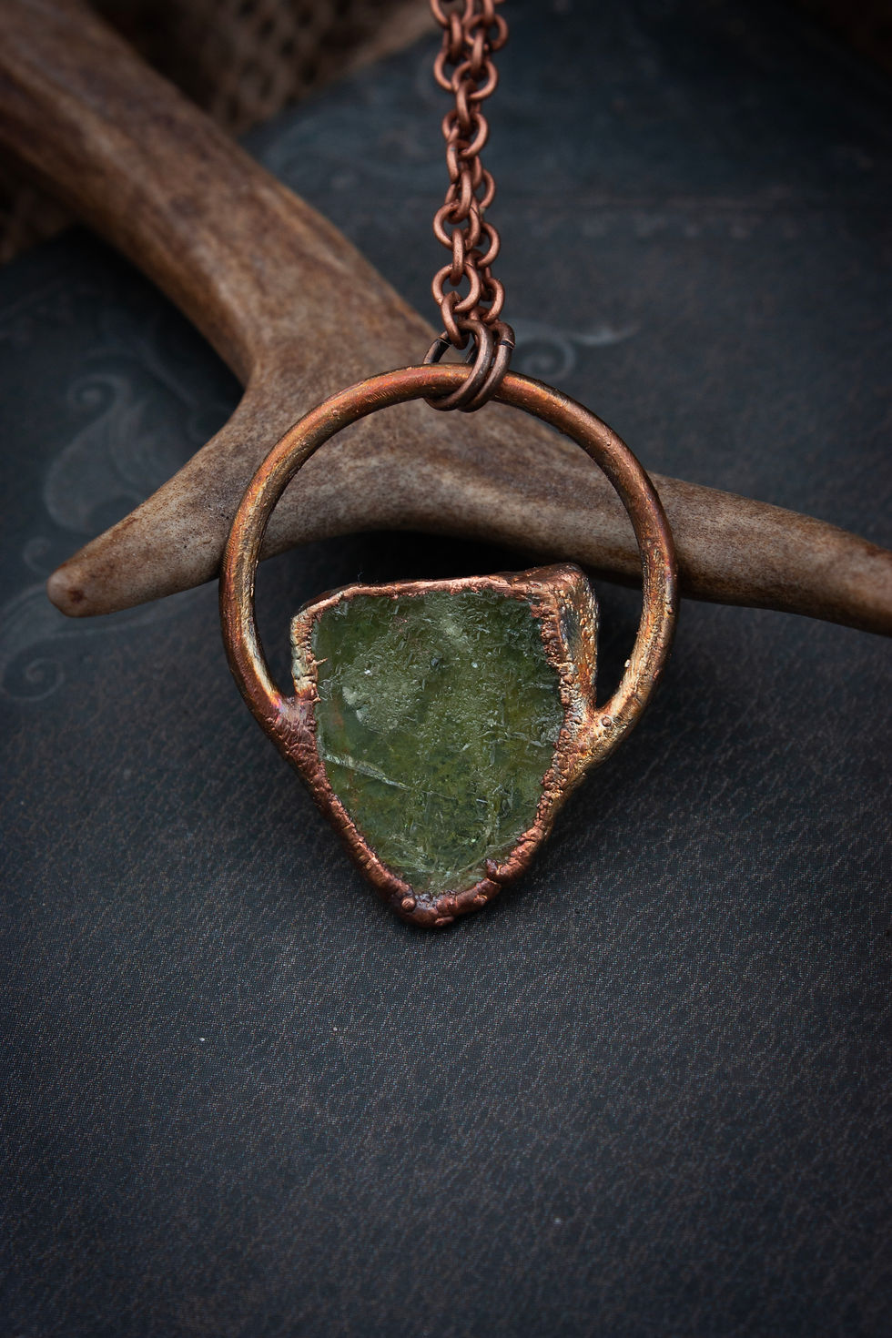 Miniaturbild: Olivin/Peridot Kette - Verdant Chalice IV -  Antique Aura finish